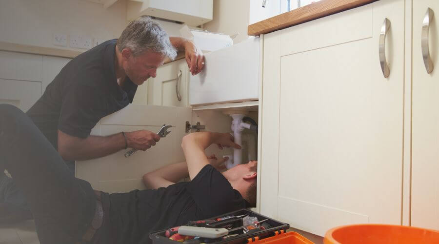 Wall Pipe Burst Repair in Six Lakes, MI